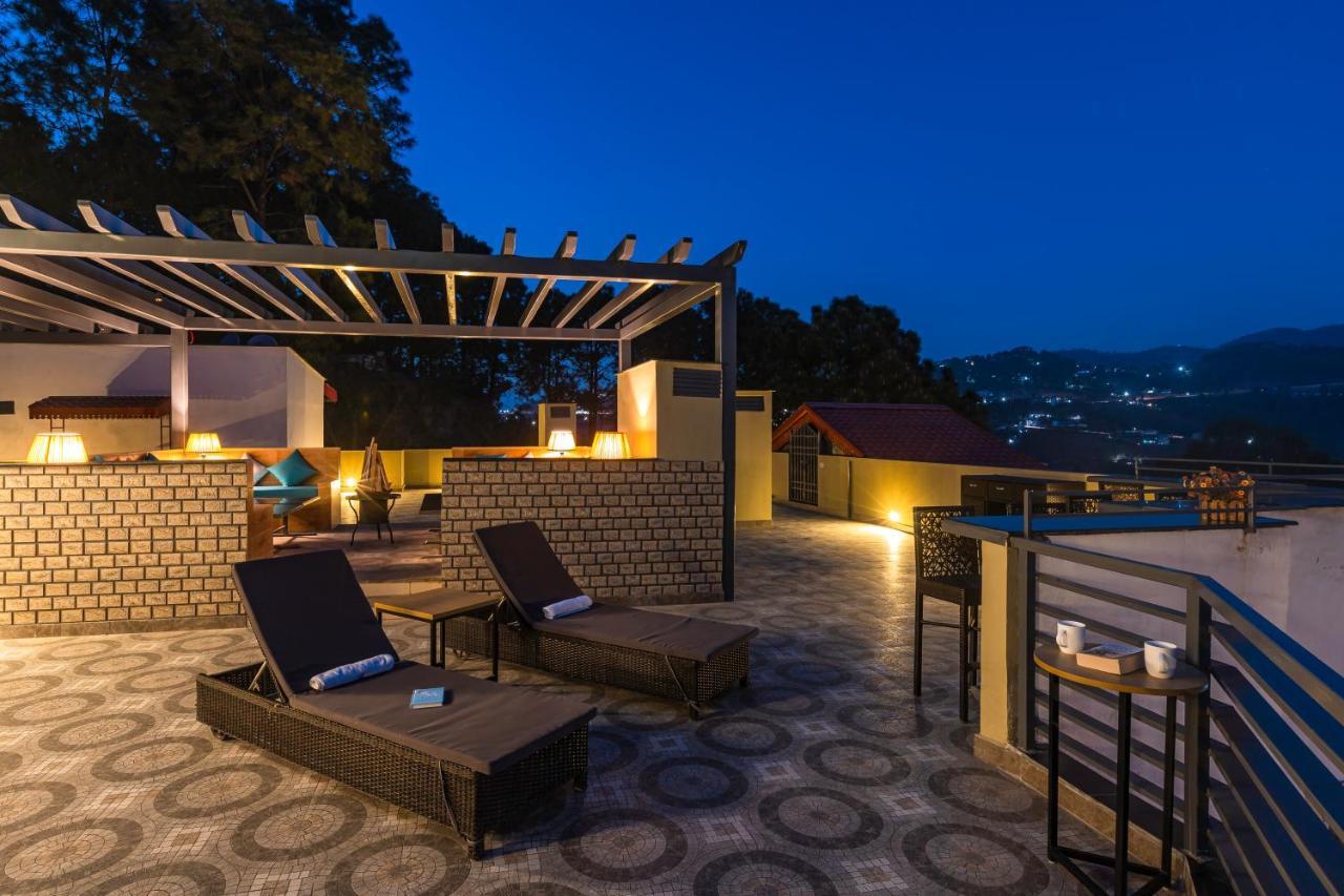 Apartamento Pine Maderas By Embrace Kasauli Exterior foto