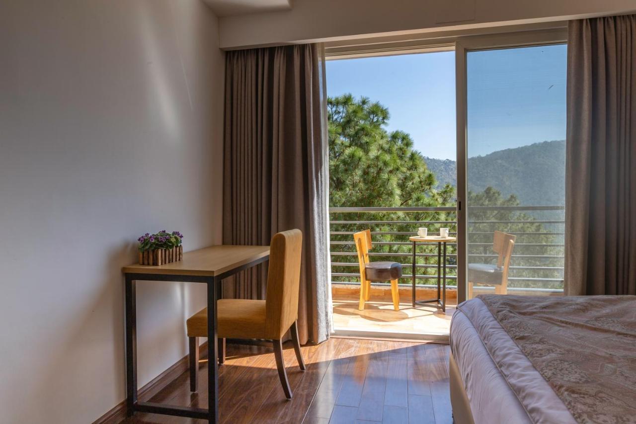 Apartamento Pine Maderas By Embrace Kasauli Exterior foto