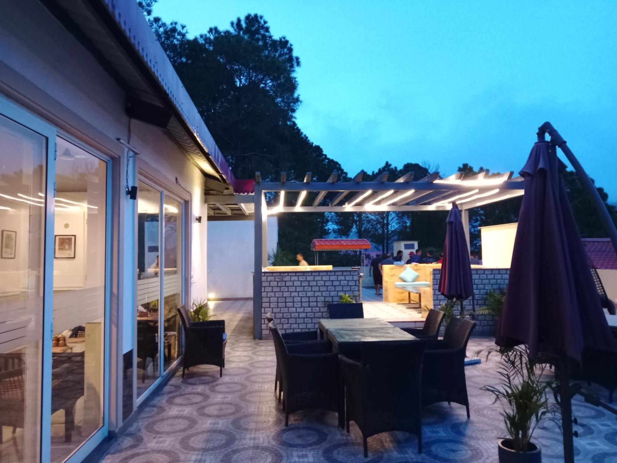 Apartamento Pine Maderas By Embrace Kasauli Exterior foto